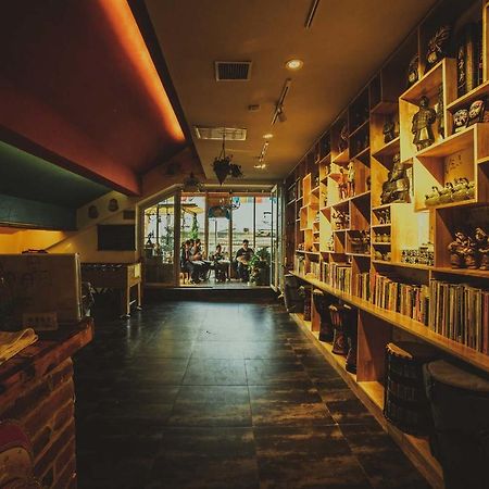 Zerg Backpackers Youth Hostel 西安市 エクステリア 写真