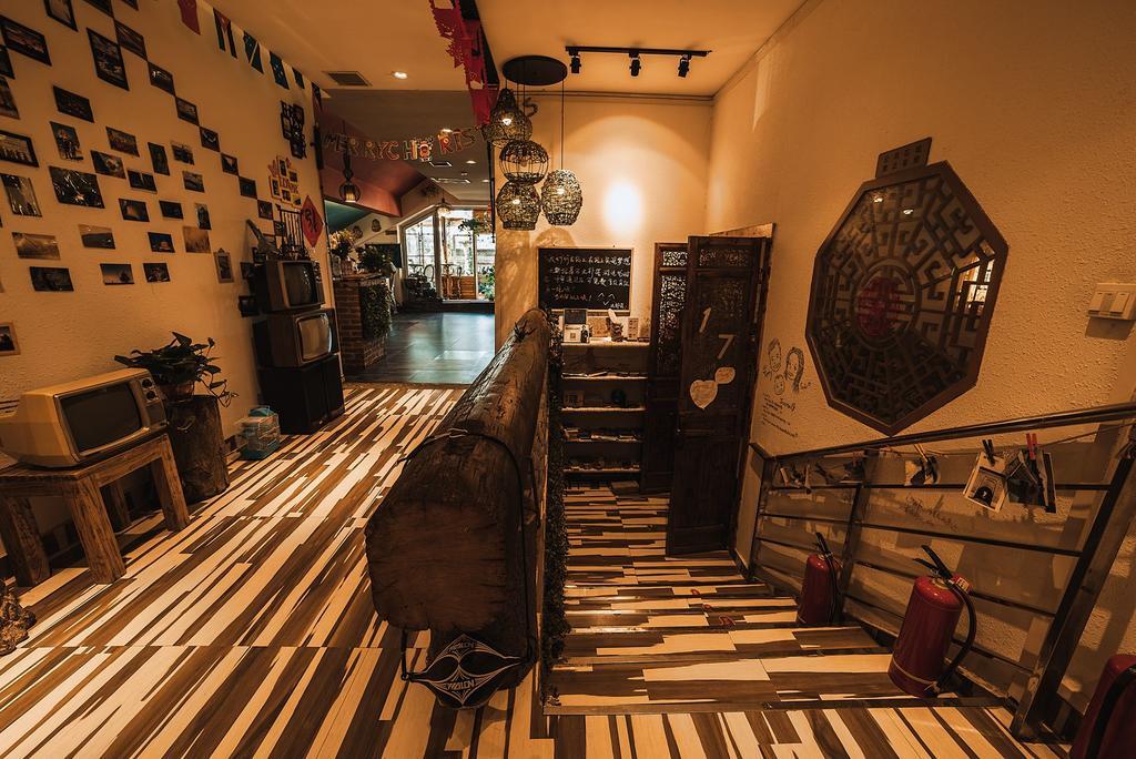 Zerg Backpackers Youth Hostel 西安市 エクステリア 写真