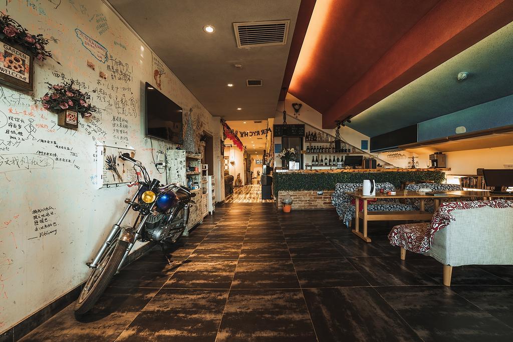 Zerg Backpackers Youth Hostel 西安市 エクステリア 写真