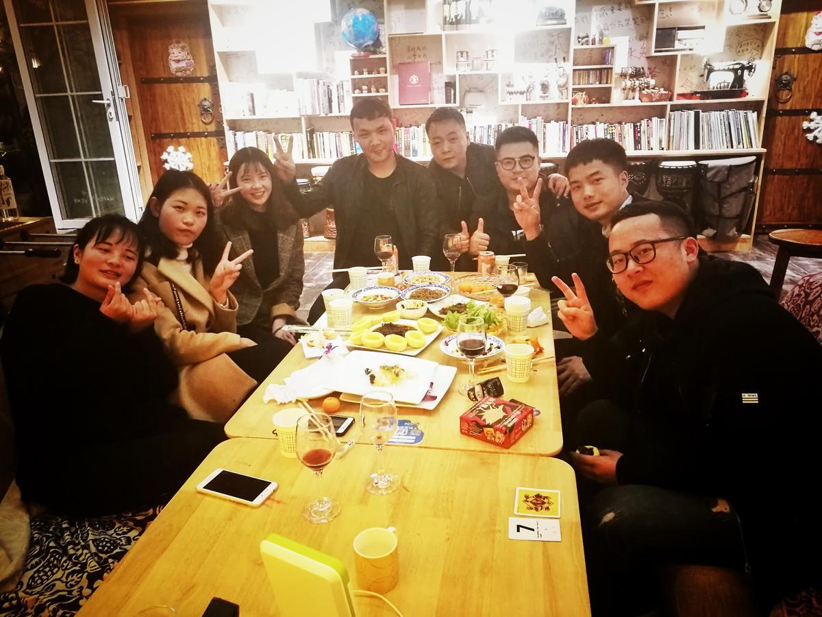 Zerg Backpackers Youth Hostel 西安市 エクステリア 写真
